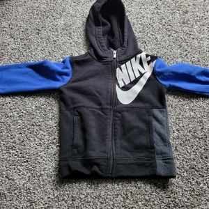 3T boys nike zip up